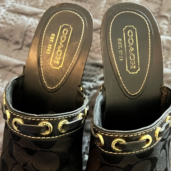 Coach Cadence Clogs in black with gold studs! - Picture 5 of 9